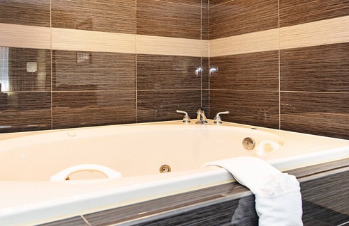 New Hope Hotel | New Hope Inn & Suites