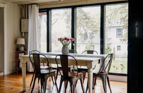 Pepin House | New Hot Tub Nov 2025, Firepit, Eco-friendly