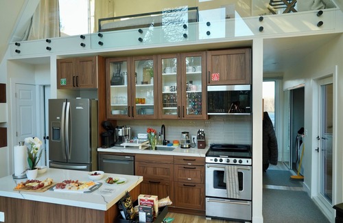 MacTier Cottage | NEW Hot Tub, Sauna, BBQ, T.O<2h, Nespresso, Wifi