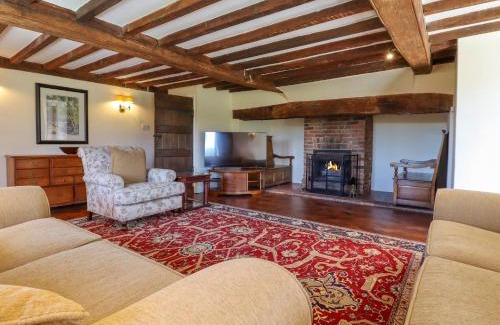 Ewhurst Green House | New House Farm