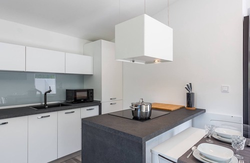 Premantura House | NEW HOUSE, Great Garden, beach 5 minutes walk.