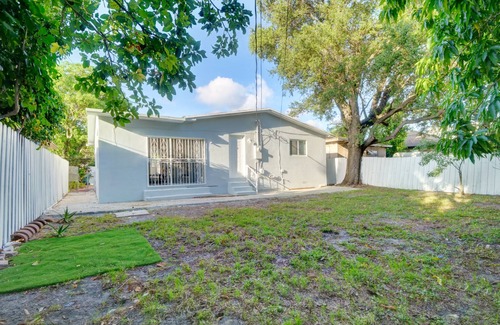 Gladeview House | New! house near Desing District with free parking