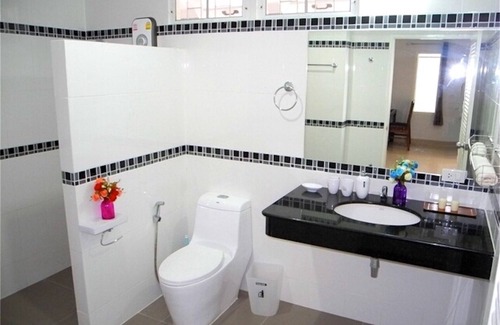 Nai Harn House | New house near the beach