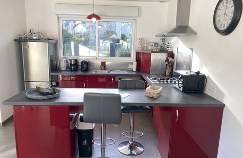 Tregastel House | New house on one level 100m from the sea and 200m from Coz-Pors in TREGASTEL