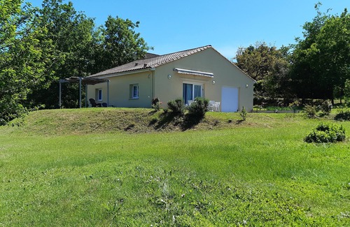 Veyrignac House | New house, quiet, heated pool, 110m2, 12, SARLAT, FREE WIFI.