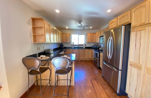 Hartsel Cabin | New! Impeccable Home with Fireplace, Hot Tub and Epic Views - Hart House