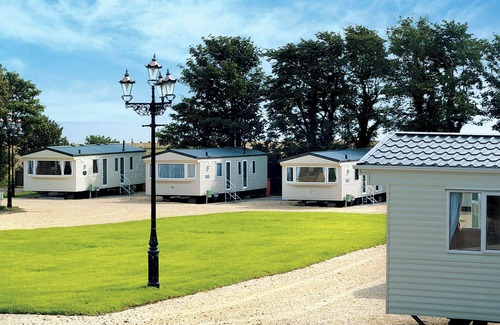 Saint Cyrus House | New in 2017. Comfortable caravan with one double and one twin.