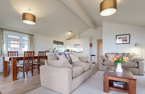 Carnmenellis Ski Chalet | New in 2017. Spacious and luxurious lodge.