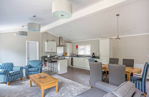 Hoddesdon Ski Chalet | New in 2019 Two bedroomed lodge.