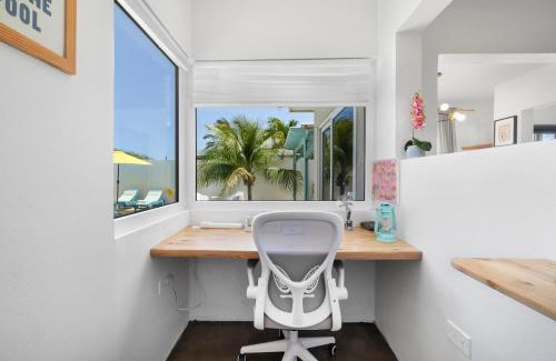 Boroncana Villa | NEW Indulge in Island Bliss at 6BR Casa Soluna by Bocobay