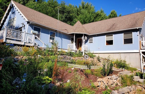 Ossipee House | New Inflation Fighting Rate, PET Friendly