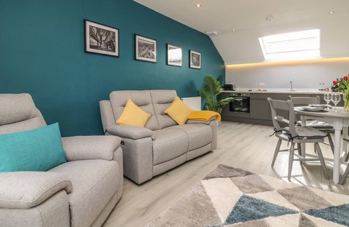 Tholthorpe Cottage | NEW INN APARTMENT, with a garden in Easingwold