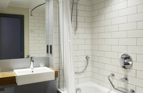 Langstone Hotel | New Inn Hotel by Greene King Inns