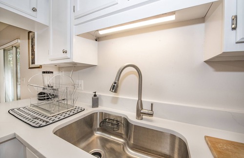 East County Civic Group House | New Inside, Large family home! Furnished w/utils, stay 1-6 months.