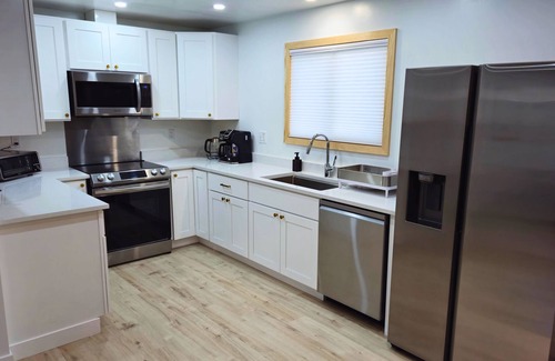 Broomfield House | New Interior 3-bedroom house with WiFi and AC in wonderful Broomfield