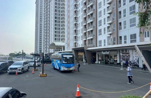 Java Apartment | New Jakarta city with lots free entertainment to visit. n