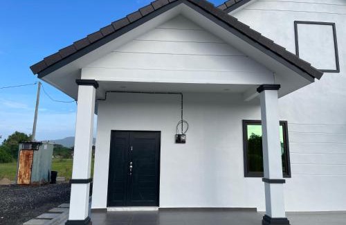 Kampung Tebing House | NEW ! ! Johari Homestay Perlis