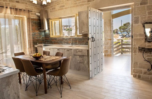 Neo Kalamaki House | New July 2020: Beautiful modern stone house, garden, on the beach