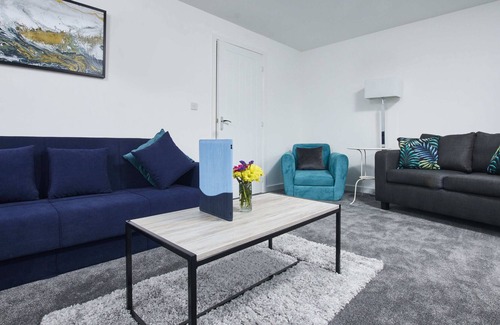 Langold House | *New* Kingfisher House, 4 bed house w/Netflix