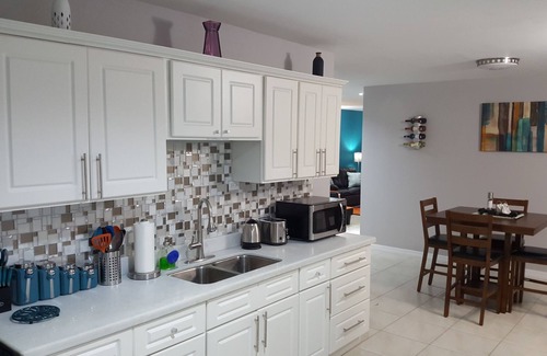 New Kingston Apartment | New Kingston Guest Apartment at Donhead