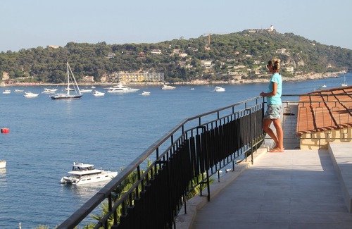 Villefranche-sur-Mer Apartment | NEW "LA TERRASSE" - Panoramic View, Luxury and Design .