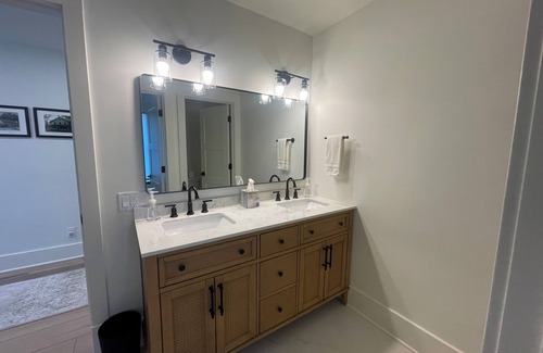 Twin Lakes House | NEW! Lake Elizabeth Waterfront home with 2 Master Suites