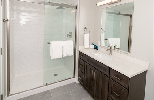 Canandaigua Condo | New Lakefront 2 bedroom Condo on North end of Canandaigua Lake