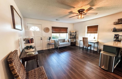 Cross House | New! Lakefront Hideaway - Peaceful & Serene & Filled w Nature