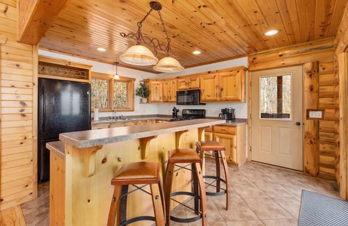 Crosslake Cabin | New Lakefront |Pontoon|GameRoom|Summer Fun Vibes