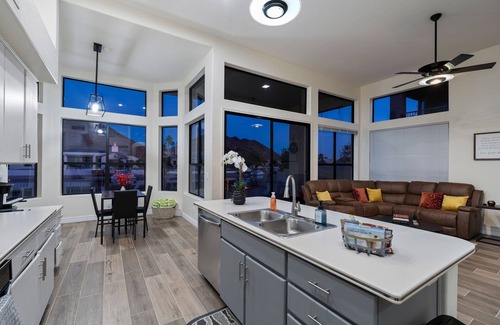 Arrowhead Ranch House | New Lakefront w/Free Boat & Pool & Massage Chair & Near State Farm Stadium