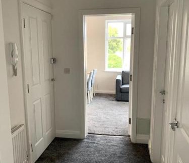 Preston Apartment | New large 2 bedroom apartment with private parking