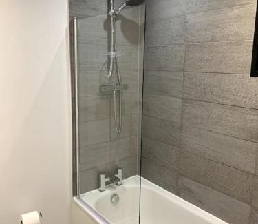 Preston Apartment | New large 2 bedroom apartment with private parking