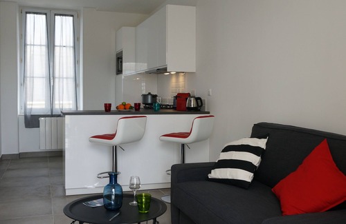 Portbail Apartment | NEW: Large ground floor apartment in front of Portbail harbor