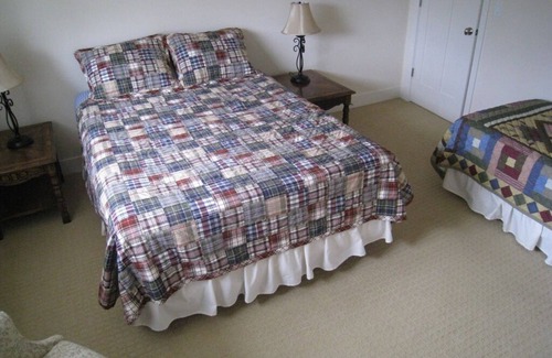 Seaview House | New, large, spacious***Luxury Home***Great Location!!