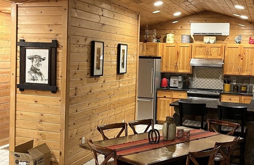 Naches Cabin | NEW LISTING! 2 Bedroom, 1 Bath cedar pine cabin on Chinook Pass