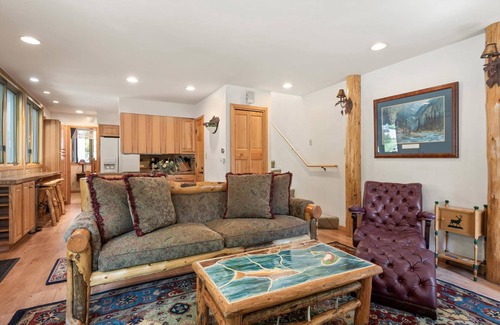 Snowmass Village Condo | New Listing! Amazing Location Steps To Base Village. Outdoor Pool/HT. Parking.
