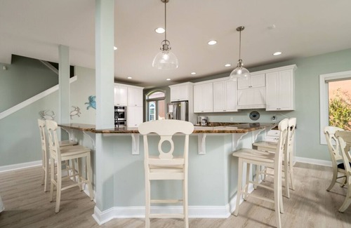 Heron Harbour Isle House | New Listing! Beautiful family home with 4 bedrooms and a game room!