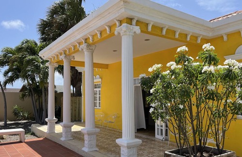 Santa Cruz Villa | New Listing!!! - Beautiful Renovated Monumental Villa