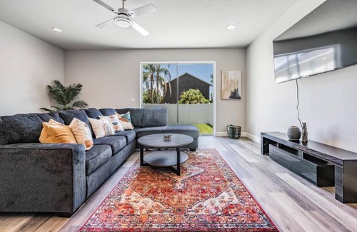 Sun Bay South House | New Listing Blissful Escape