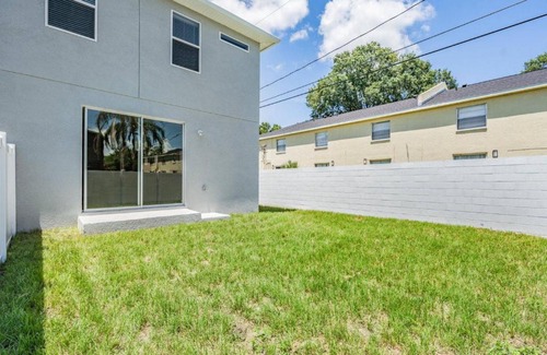 Sun Bay South House | New Listing Blissful Escape