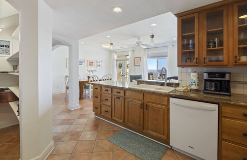 Southwind House | New Listing! Blue Views - Beautiful Waterfront Townhome At Southwind Marina