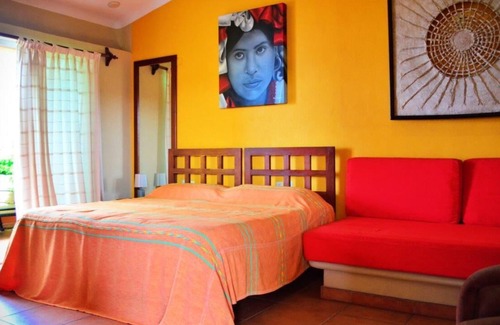 Manzanillo House | NEW LISTING! Casa Puesta Del Sol, Beach Front, private 5 bedroom house