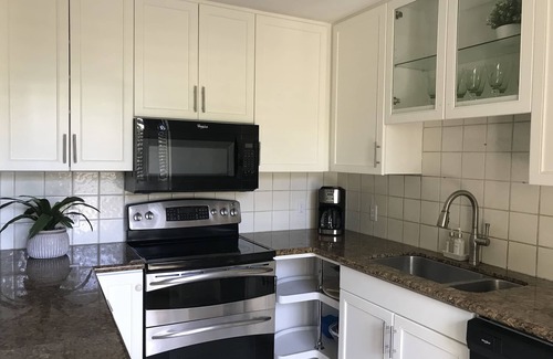 Kahuku Villa | New Listing! Central AC, 3 Bedroom Island Condo