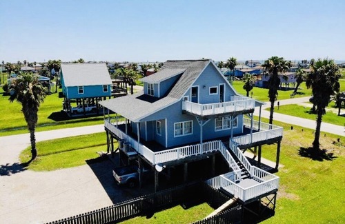 Surfside Beach House | New Listing! Coastal Distancing at Surfside Beach Texas