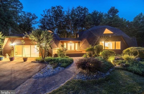 Haymarket House | NEW LISTING! Contemporary Architectural Gem: Modern Retreat by RedAwning