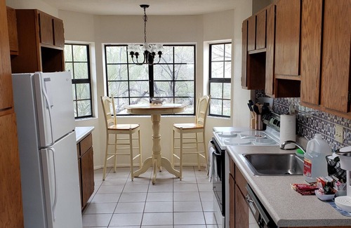 The Elin Ranch House | New listing! Cozy casita with breathtaking views of Mt Lemmon