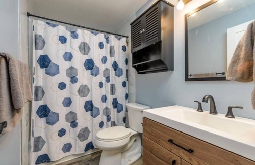 Lacey Apartment | New listing! Cozy, Newly Renovated Duplex