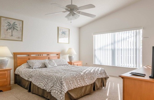 Eagle Pointe South House | New Listing! Eagle Pointe Resort, 7mi to Disney & 13mi to Universal - IP60105