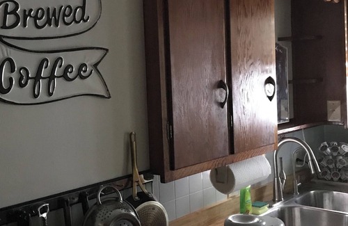 Berlin Cottage | New listing! Five minute walk to center of town.