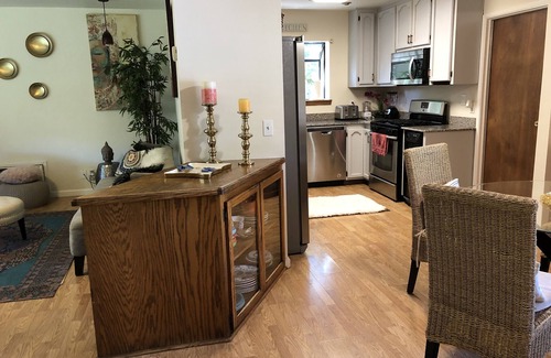 West San Jose House | NEW LISTING! GORGEOUS Pet Friendly HOME! Apple, Kaiser, Stanford, WALK 2 Shops!